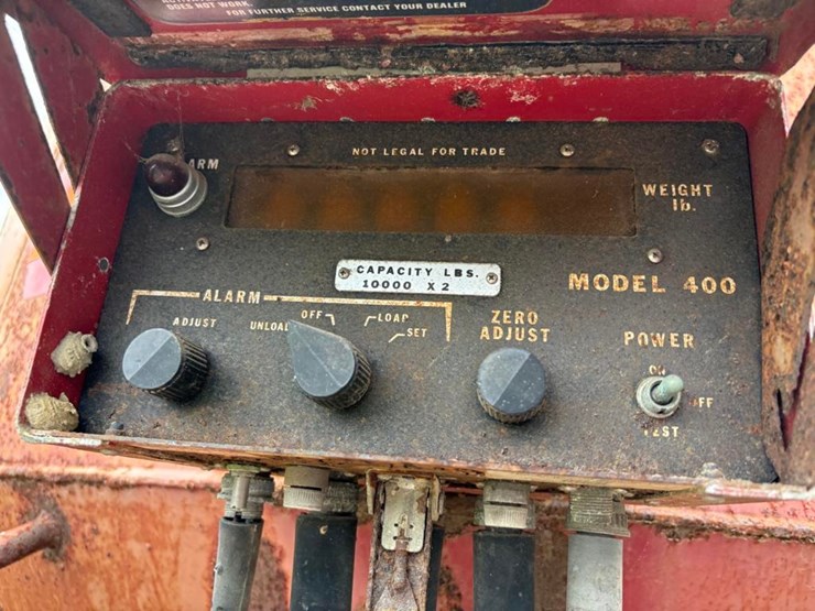 new-holland-355-image-6