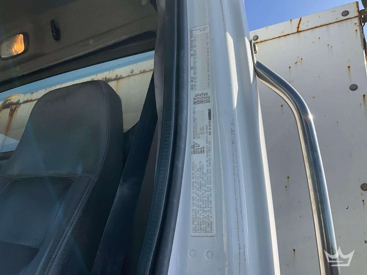 2012-freightliner-m2-112-t/a-fuel-and-lube-truck-image-6