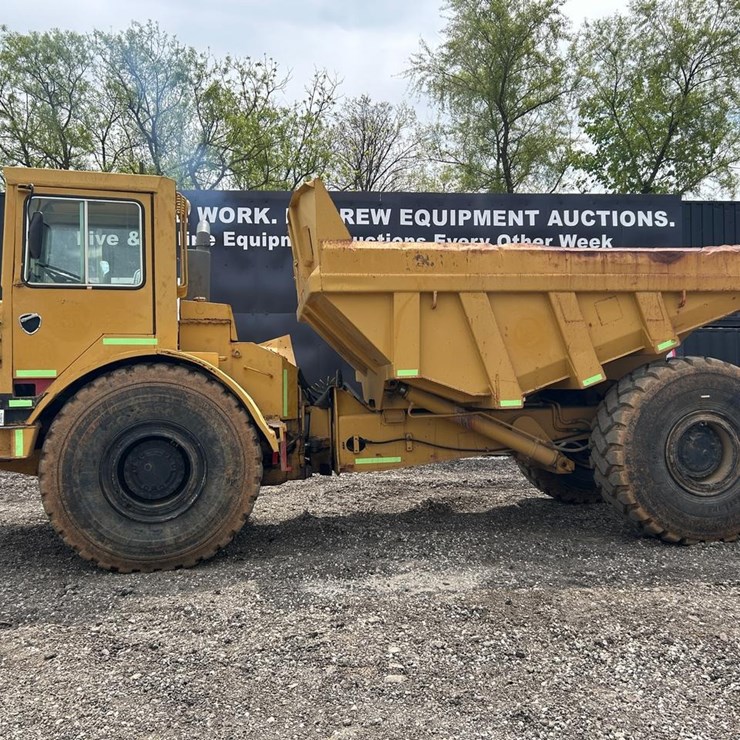 CATERPILLAR D25B