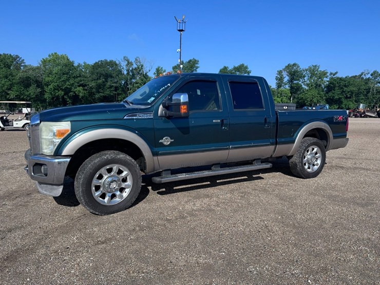 2011-ford-f250-image-16