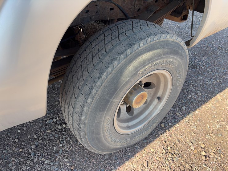 2004-ford-f250-image-27