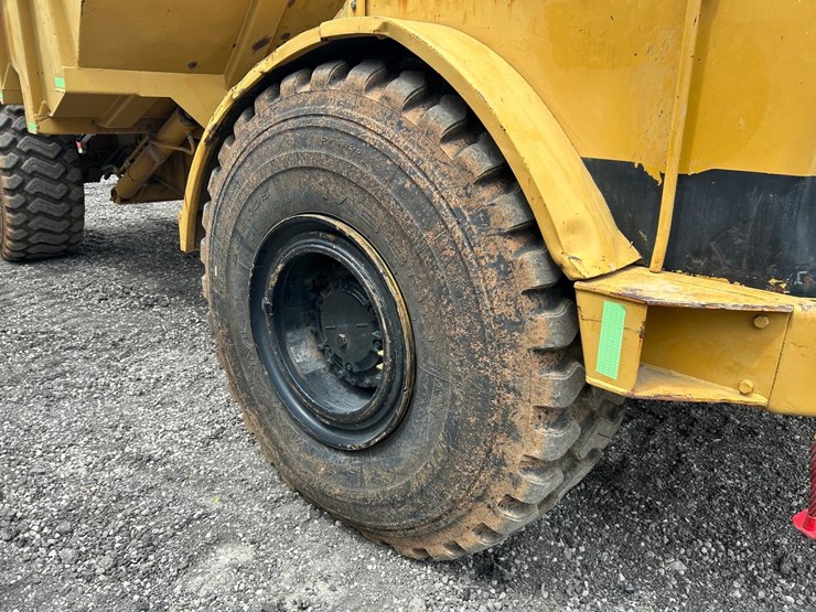 caterpillar-d25b-image-9