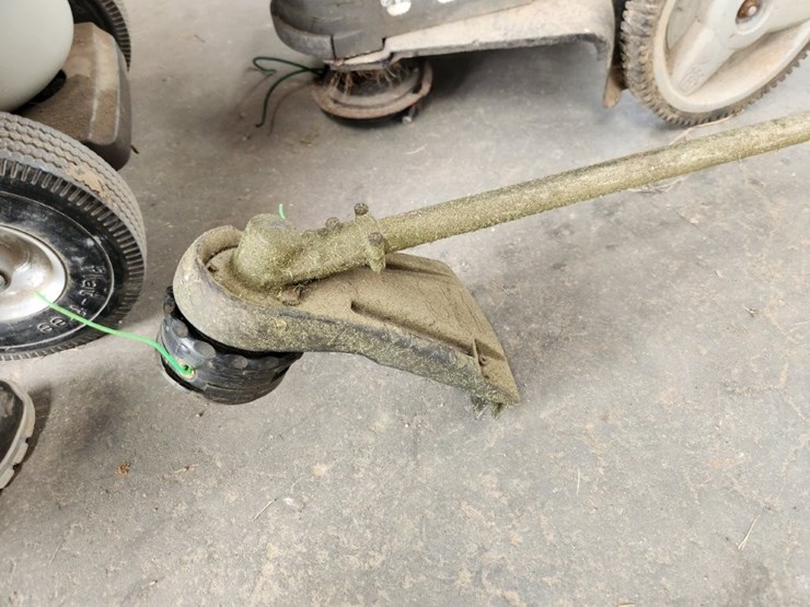 echo-weed-trimmer-image-4
