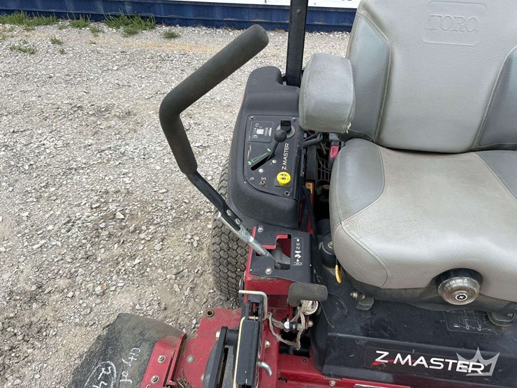 toro-54"-zero-turn-mower-image-15