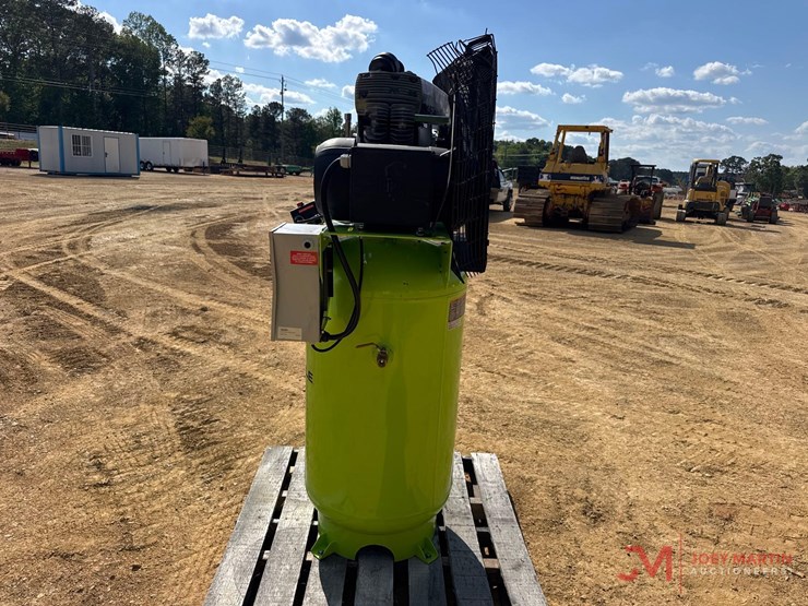 unused-carlyle-80-gallon-electric-air-compressor-image-4