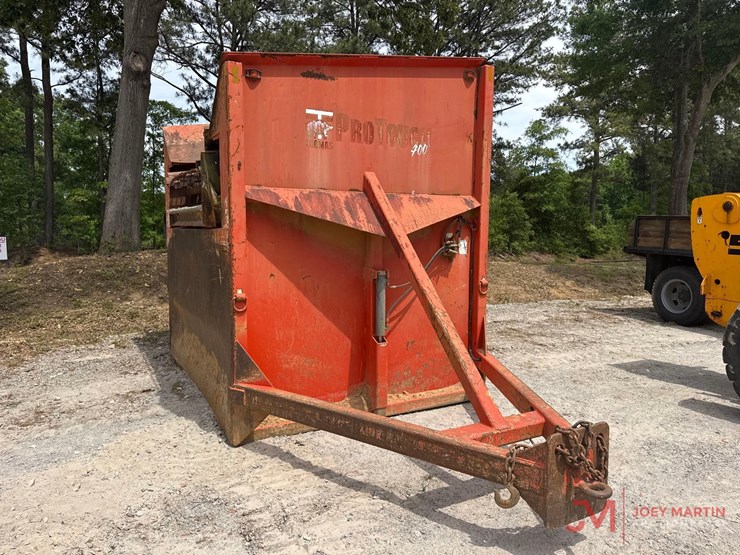 thomas-protough-400-image-1