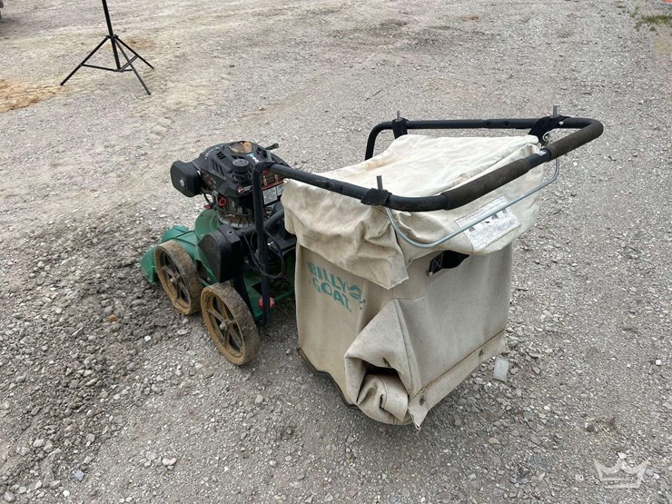 2021-billy-goat-lawn-vacuum-image-3