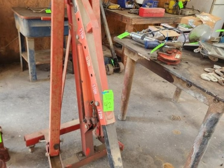 2-ton-engine-hoist-image-1