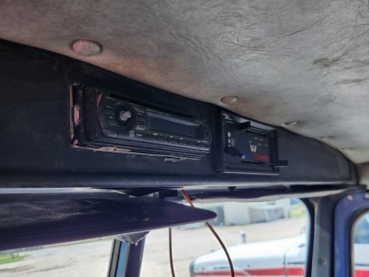 1999-western-star-conventional-day-cab--winch-bed-w/-braden-40,000-lbs.-winch---592,402-miles-image-27