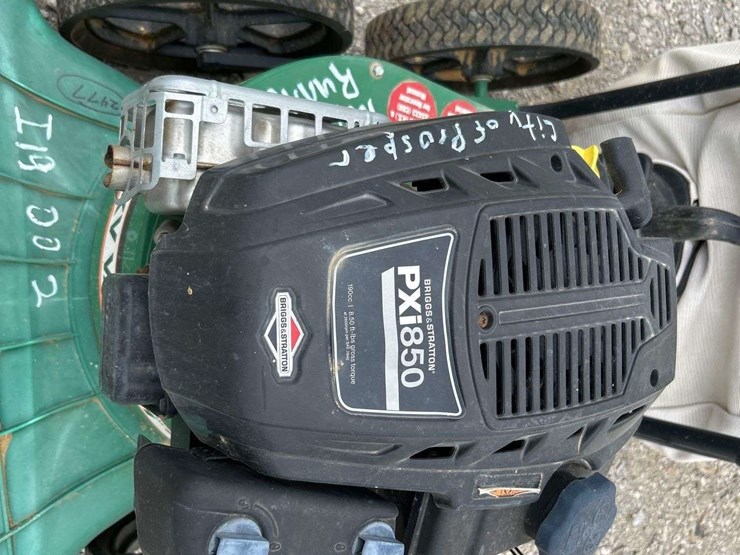 2018-billy-goat-lawn-vacuum-image-7