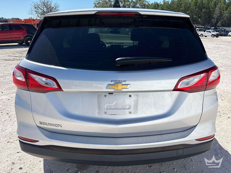 2020-chevrolet-equinox-image-23