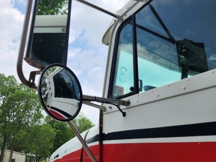 2001-freightliner-conventional-day-cab---model-flr-classic---284,585-miles-image-19