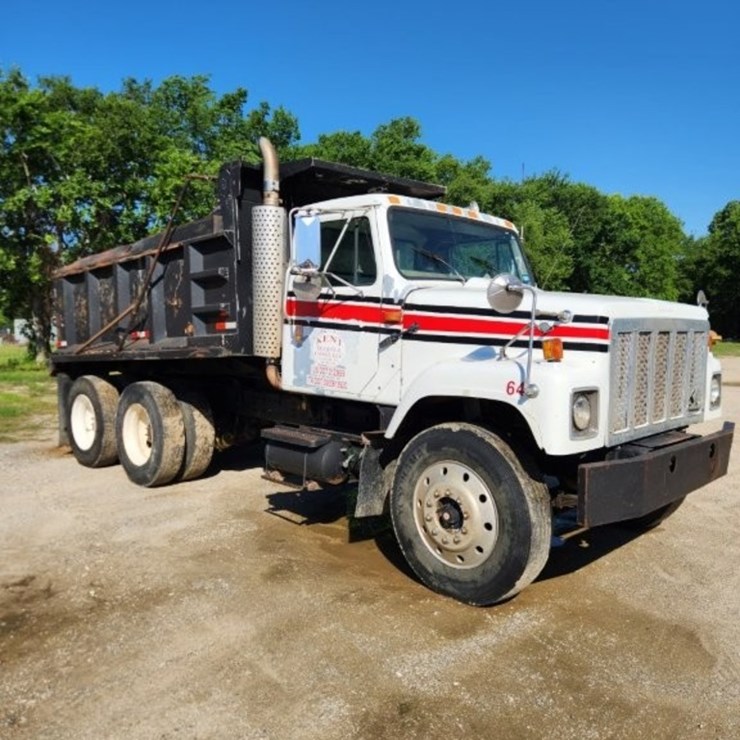 1996 International Dump Truck w/ 14' Dump Bed Model 2574 6X4, 362,863 Miles
