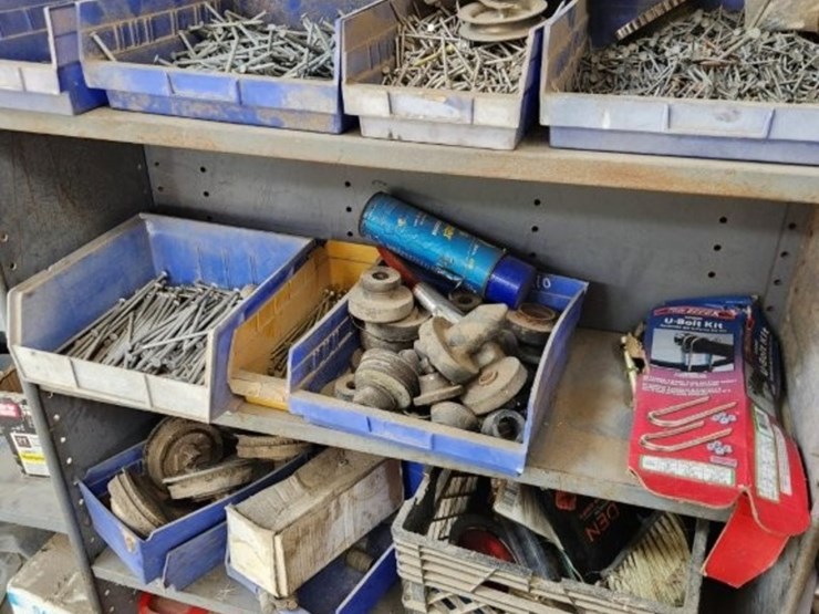 contents-of-four-shelves-image-6