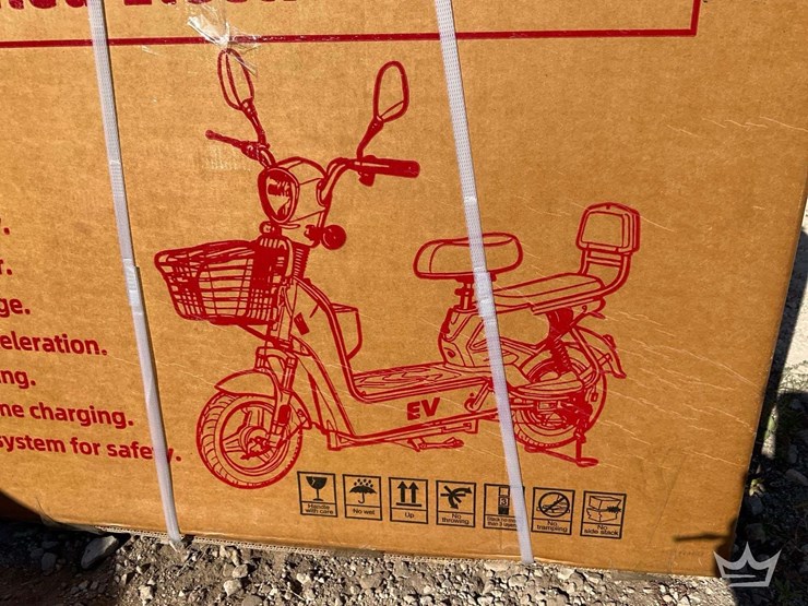 2026-irev-high-end-electric-scooter-image-2