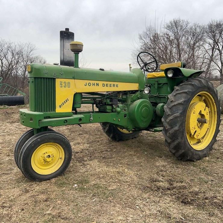 JOHN DEERE 530