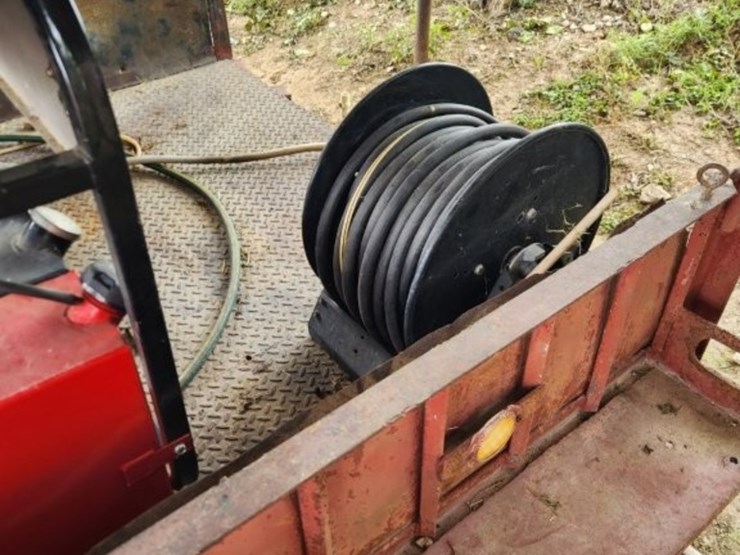 hot-water-pressure-washer-trailer-full-package---fully-equipped-&-ready-to-work!-image-12