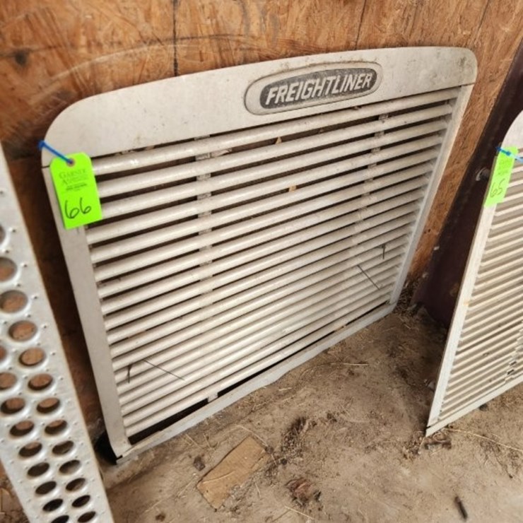 Freightliner Grill