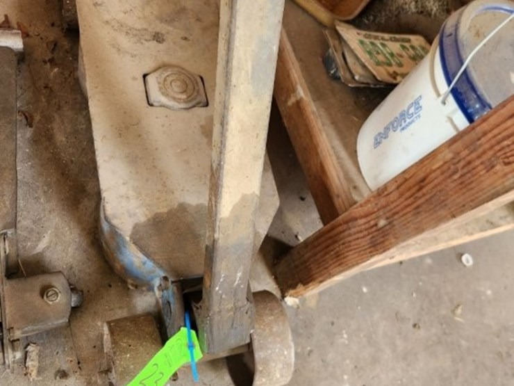 pneumatic-floor-jack-image-5