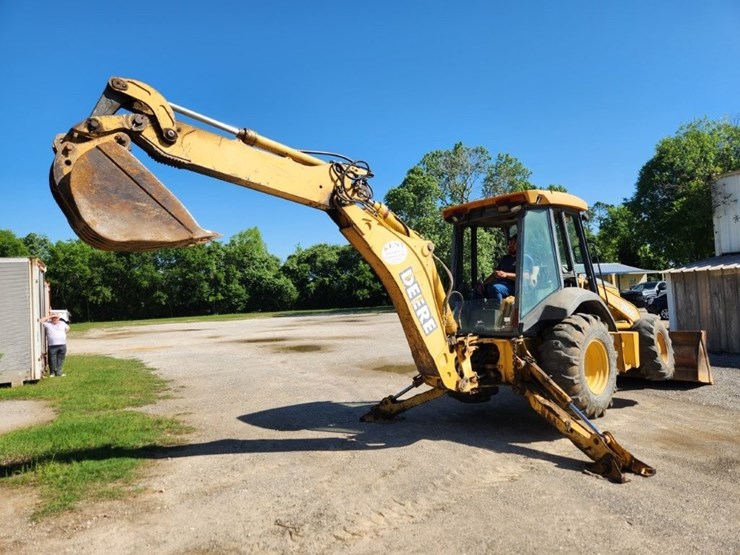 2001-deere-310sg-image-11