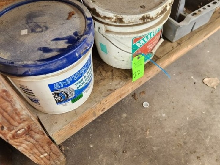 workbench-&-contents-image-2