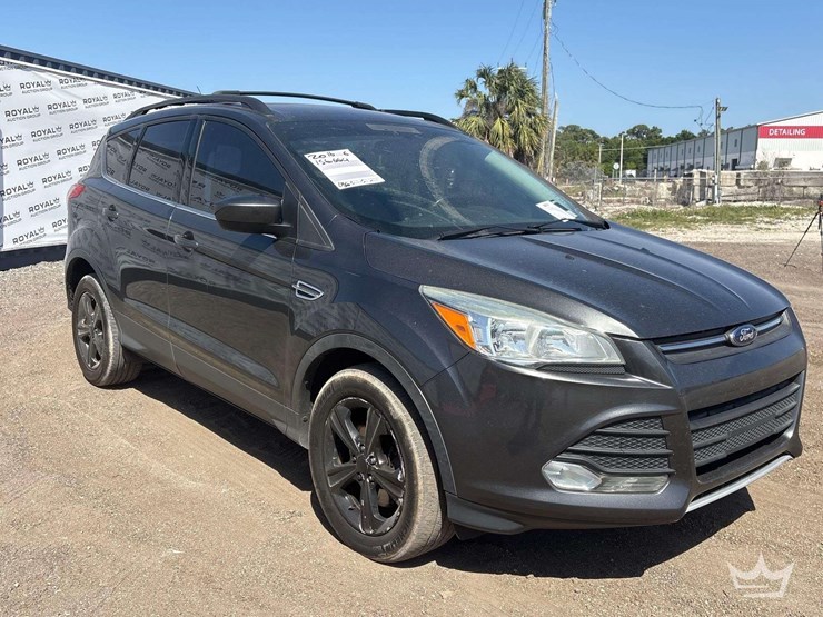 2016-ford-escape-se-image-4
