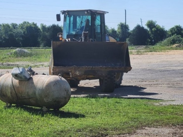 2008-deere-444j-image-56