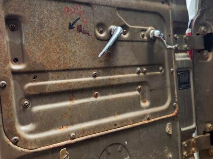 1982-mack-dump-truck-w/-16'-dump-bed-model-r738s--147,375-miles-image-12