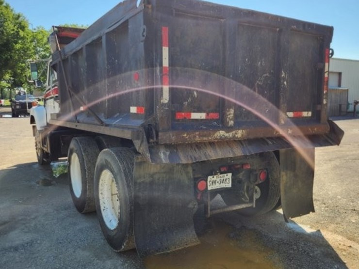 1996-international-dump-truck-w/-14'-dump-bed-model-2574-6x4,-362,863-miles-image-23