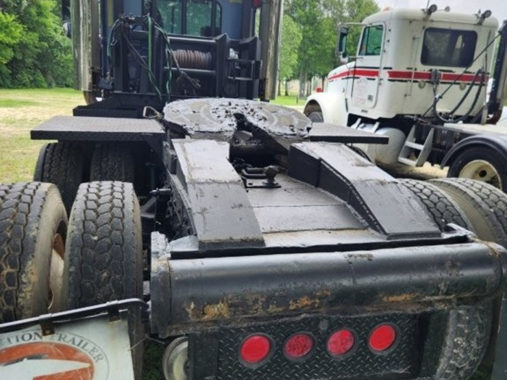 1999-western-star-conventional-day-cab--winch-bed-w/-braden-40,000-lbs.-winch---592,402-miles-image-39