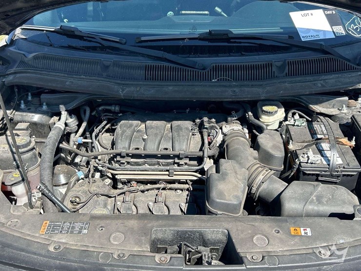2016-ford-explorer-image-7