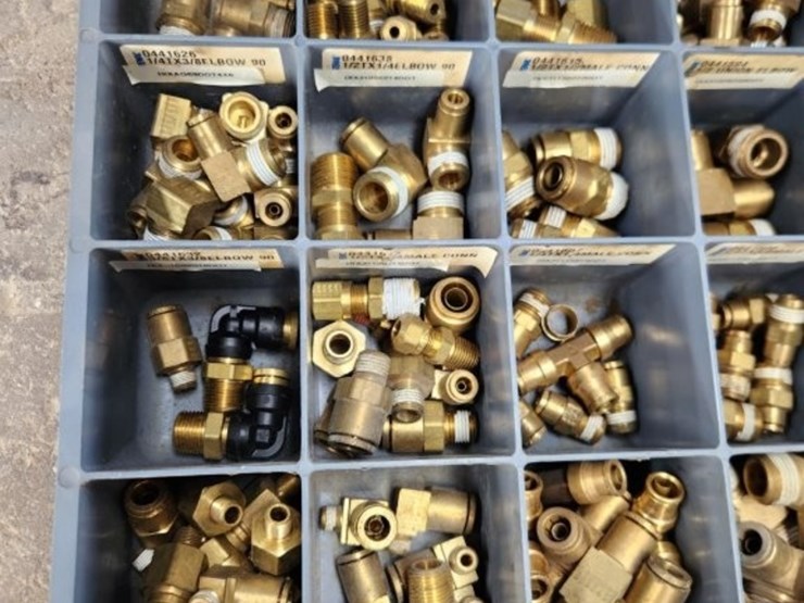 fastenal-parts-cabinet-&-contents-image-7
