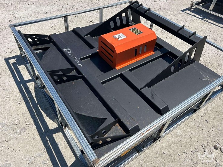 2026-pabreak-hydraulic-brush-cutter-skid-steer-attachment-image-1