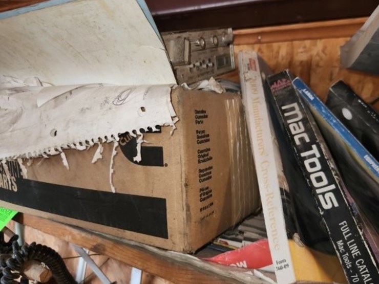 contents-of-top-shelf-image-4