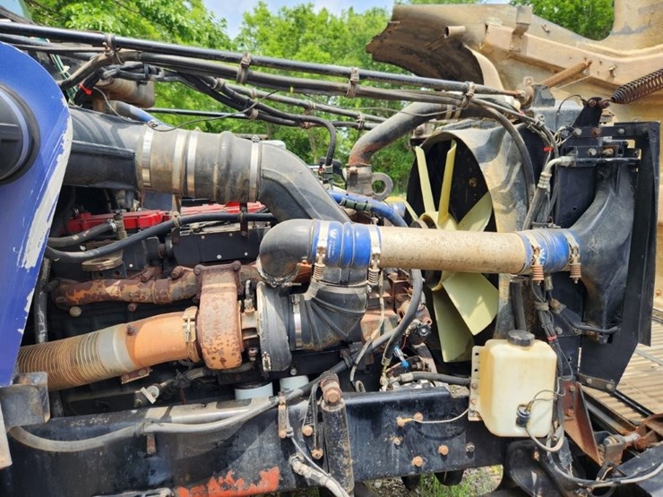 1999-western-star-conventional-day-cab--winch-bed-w/-braden-40,000-lbs.-winch---592,402-miles-image-5