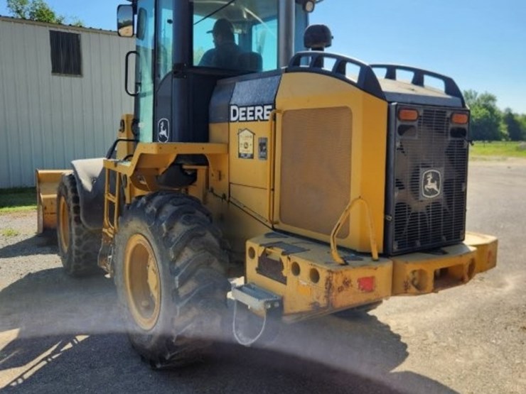 2008-deere-444j-image-40
