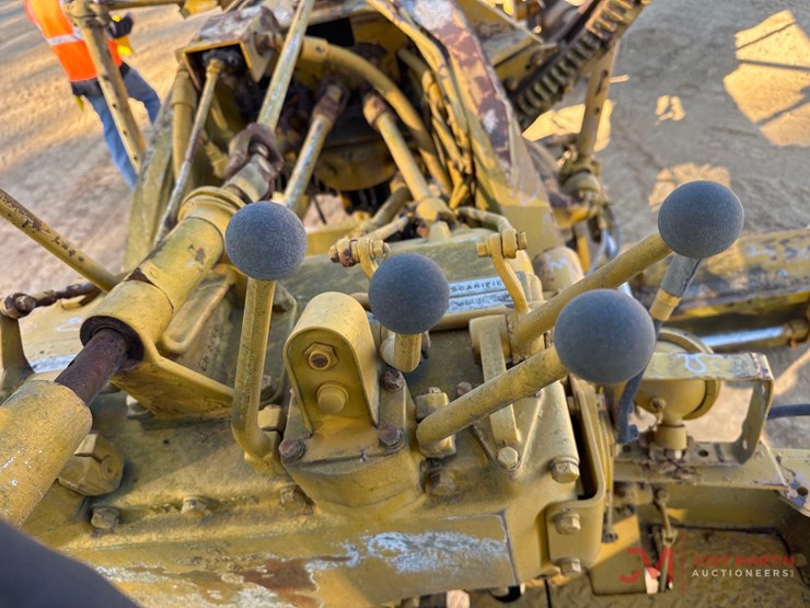 caterpillar-12g-image-28