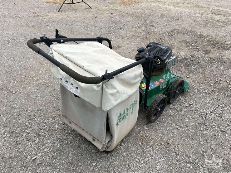 2018-billy-goat-lawn-vacuum-image-3