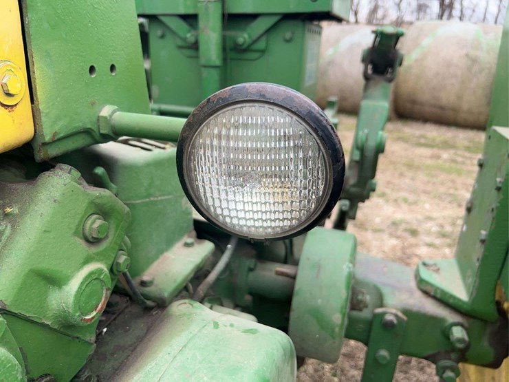 john-deere-530-image-53