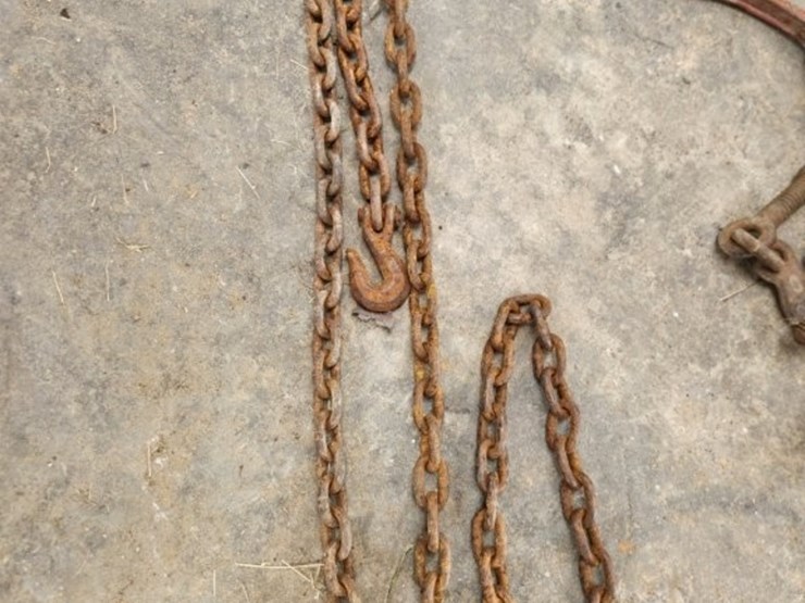 chains-image-3