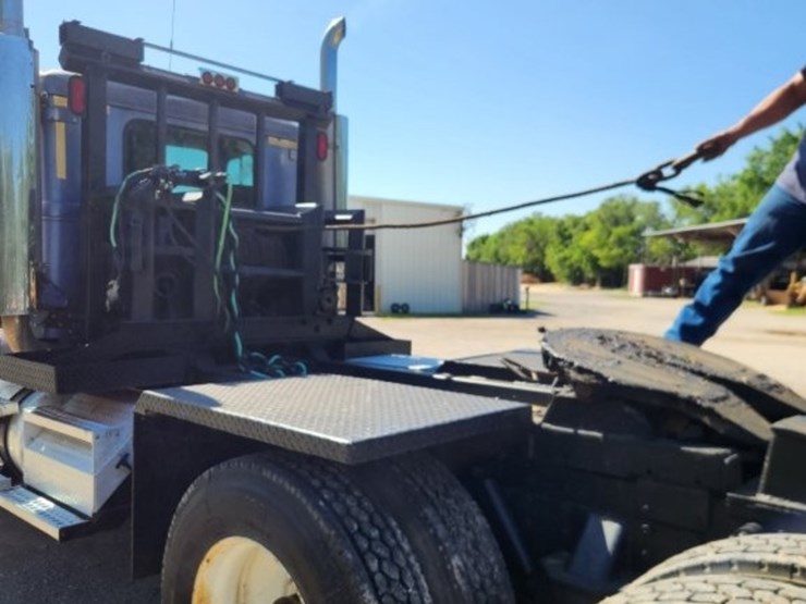 1999-western-star-conventional-day-cab--winch-bed-w/-braden-40,000-lbs.-winch---592,402-miles-image-30