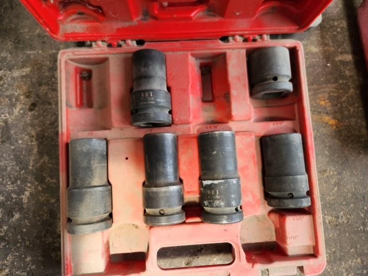 impact-sockets-&-torque-wrench-image-3