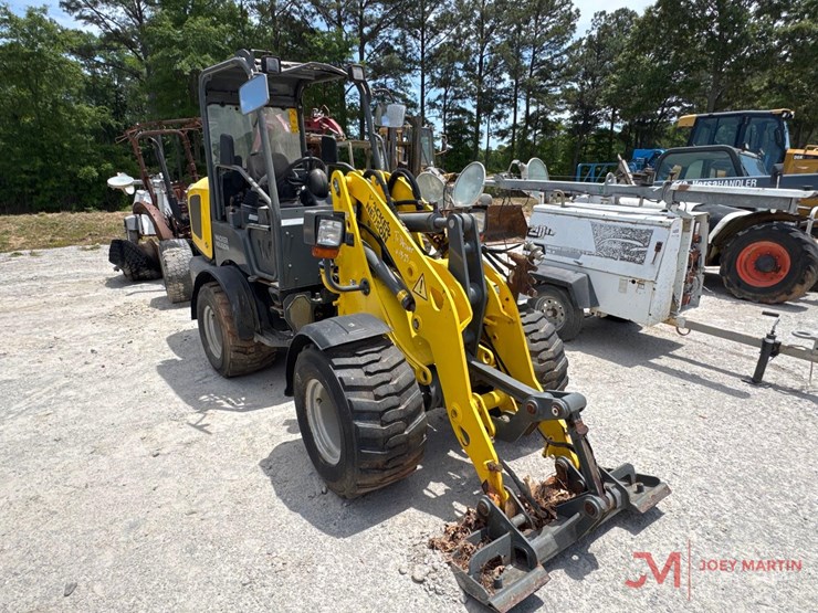 wacker-neuson-wl32-image-1