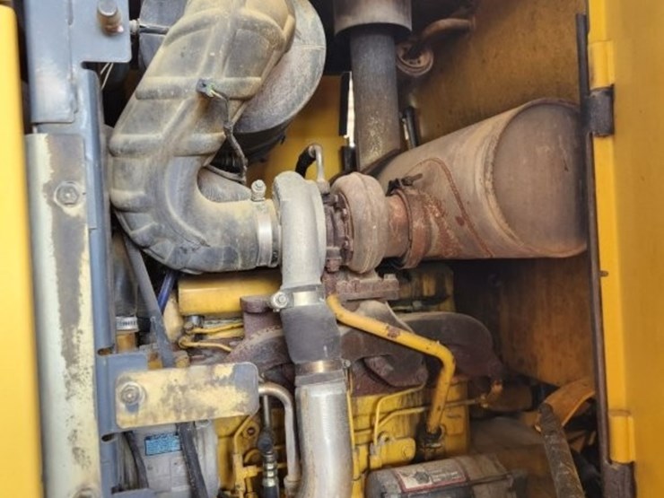 2008-deere-444j-image-13