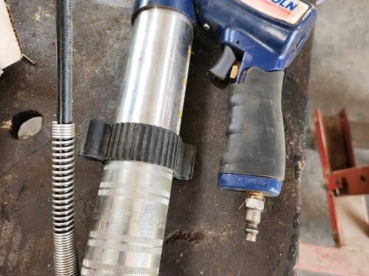 lincoln-pneumatic-grease-gun-image-2