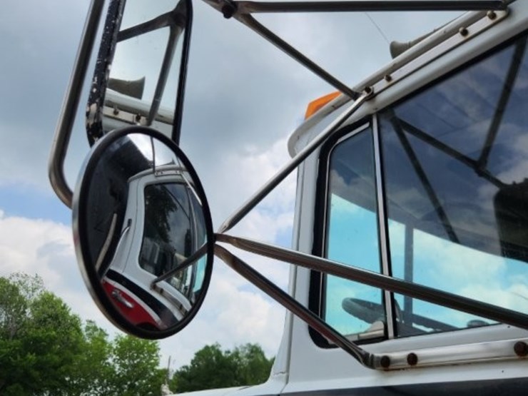 1982-mack-dump-truck-w/-16'-dump-bed-model-r738s--147,375-miles-image-30