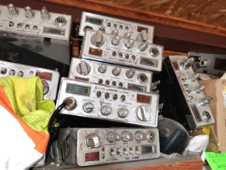 contents-of-top-shelf-image-3