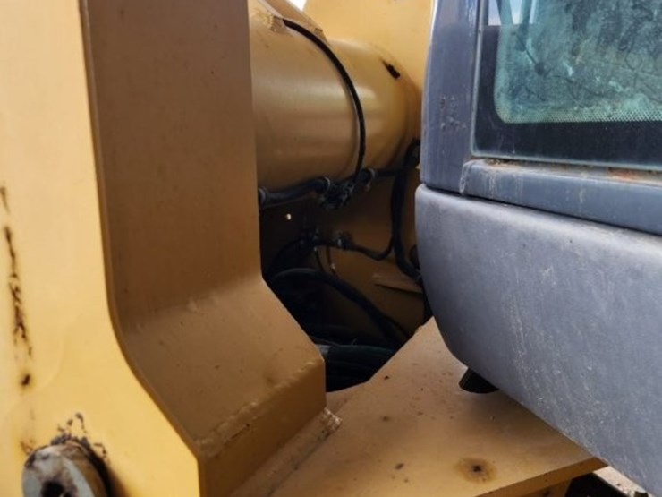 2008-deere-444j-image-7