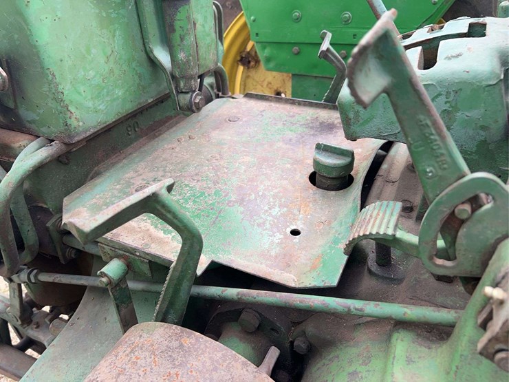 john-deere-720-image-31