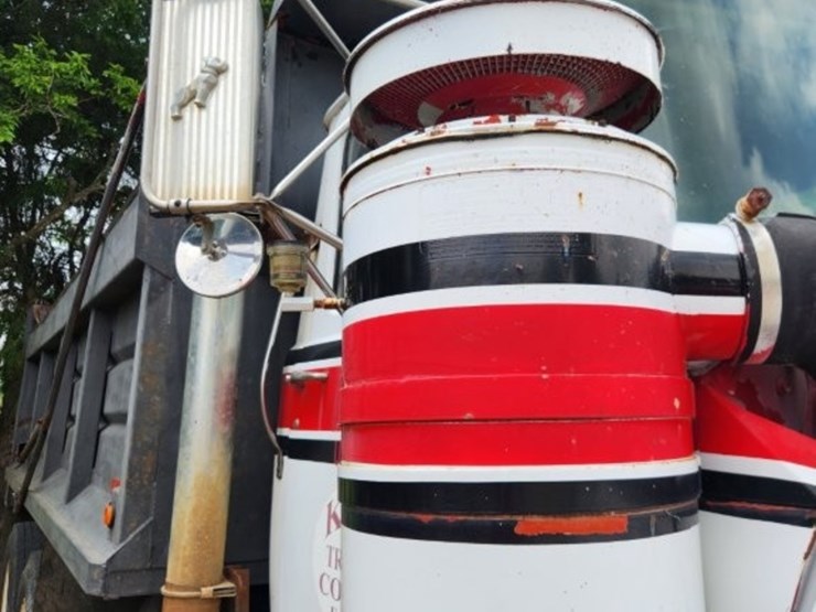 1982-mack-dump-truck-w/-16'-dump-bed-model-r738s--147,375-miles-image-38